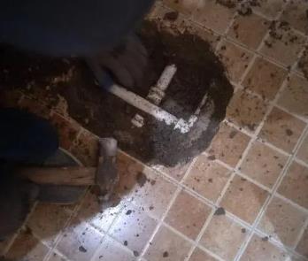池州卫生间漏水维修公司为您分享下卫生间渗水如何处理及注意事项